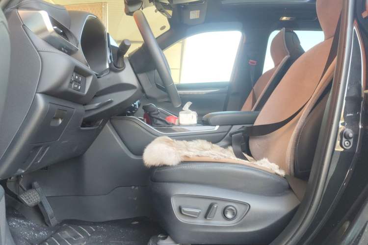 Used Toyota Crown Kluger 2023 2.5L HEV Four-Wheel Drive Flagship Edition Left Front Seat