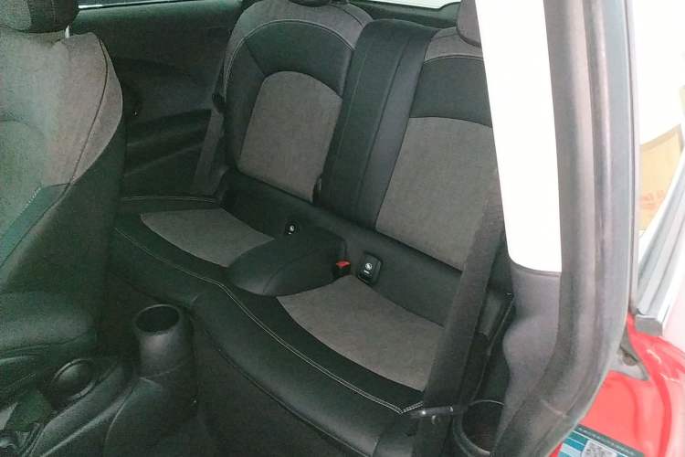 Used MINI MINI 2019 1.5T COOPER Classic Edition
