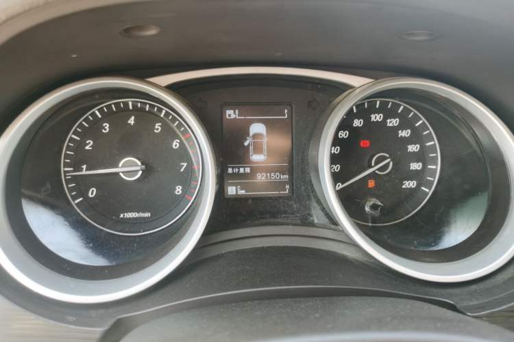 Used Baojun 730 2016 Revised 1.5L Manual Standard Version 7 Seats China V Emission Standard Instrument Cluster