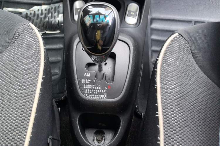 Used BYD F0 2015 1.0L AMT XuanKu Model Gear Lever