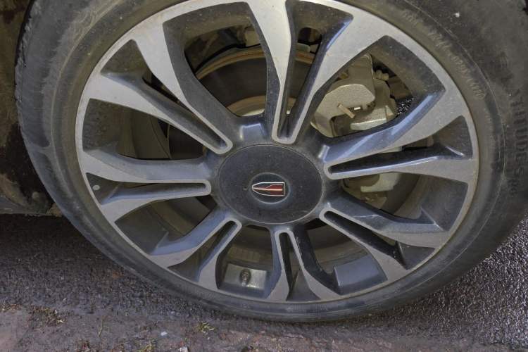 Used Hongqi HS5 2019 2.0T Smart Connect Flagship All-Wheel-Drive Version
