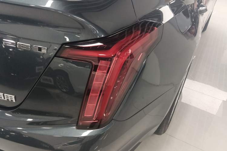 Used Cadillac CT5 2022 28T Luxury Version (Standard Edition) Right Rear Taillight