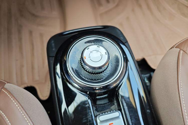 Used Wuling Bingo 2023 333 km Enjoyment Version Gear Lever