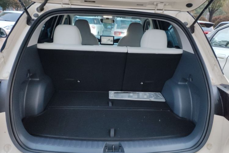 Used Geely Galaxy Geome 2025 310km Youth Edition Trunk