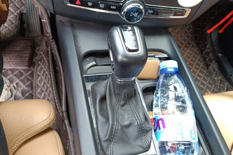 Used Volvo XC60 2018 T5 4x4 Zhiya Luxury Edition
