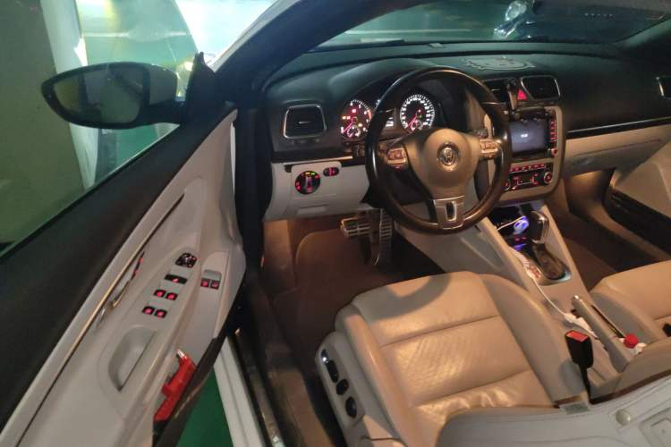 Used Volkswagen Eos 2011 2.0 TSI
