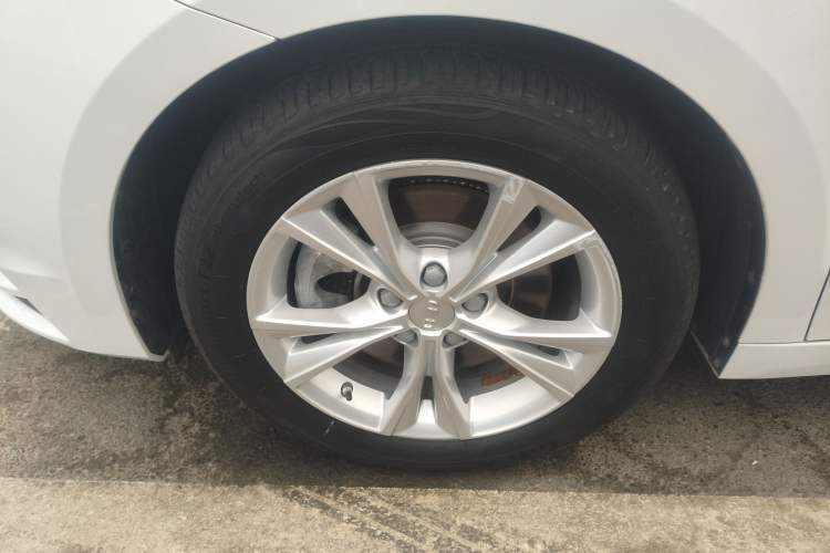 Used Geely Auto Emgrand GT 2020 Revised 1.8T Navigation Edition Exterior 4