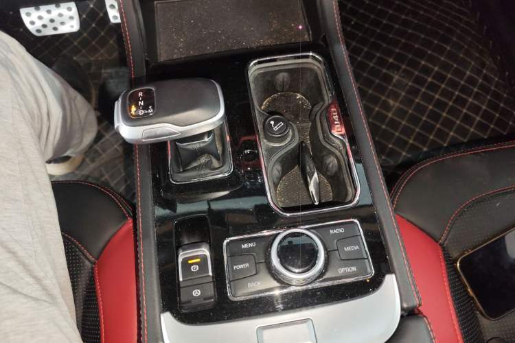 Used BAIC Off-Road BJ40 2020 2.0T Automatic Two-Wheel Drive Urban Hunter Edition Chivalrous Type
