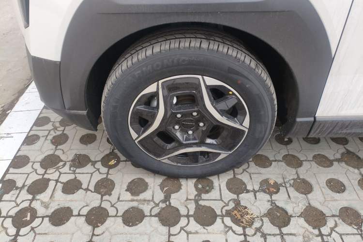 Used Dongfeng NAMMI 06 2025 401 Pro