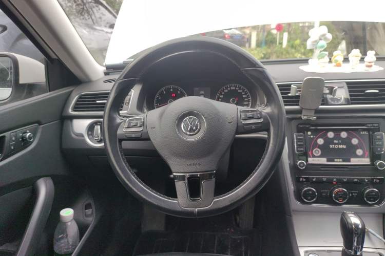 Used Volkswagen Passat 2014 1.8TSI DSG Prestige Navigation Edition
