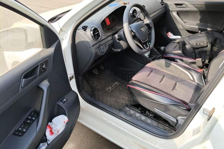 Used Jetta VA3 2024 1.5L Manual Entry-Level Version