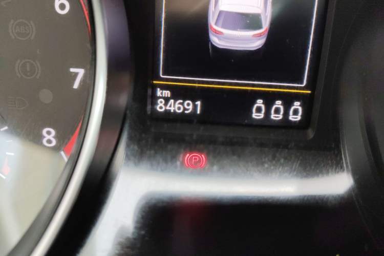 Used Volkswagen Variant 2017 380TSI Two-Wheel Drive Comfort Edition
