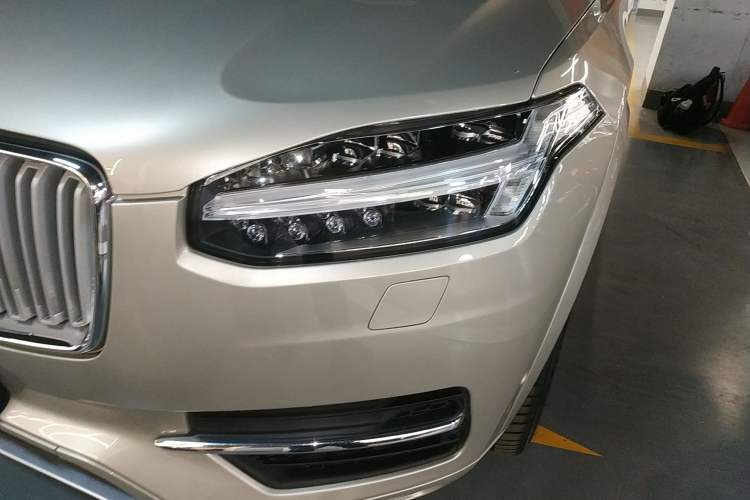 Used Volvo XC90 2018 T6 Zhiya Edition 7-seater Left Front Headlight