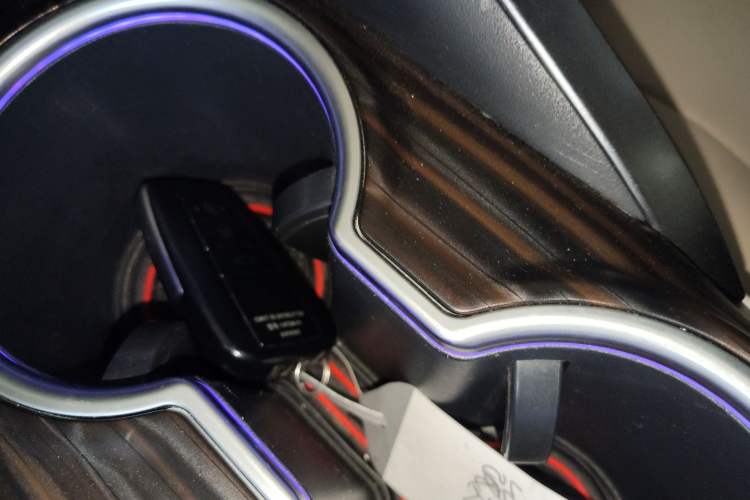 Used Toyota Camry 2018 2.0G Luxury Edition