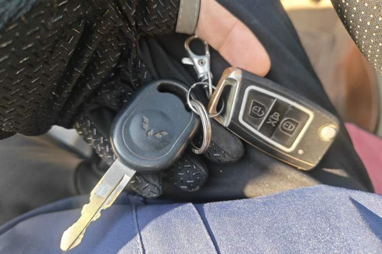 Used Wuling Hongguang 2014 1.2L Standard Model China IV