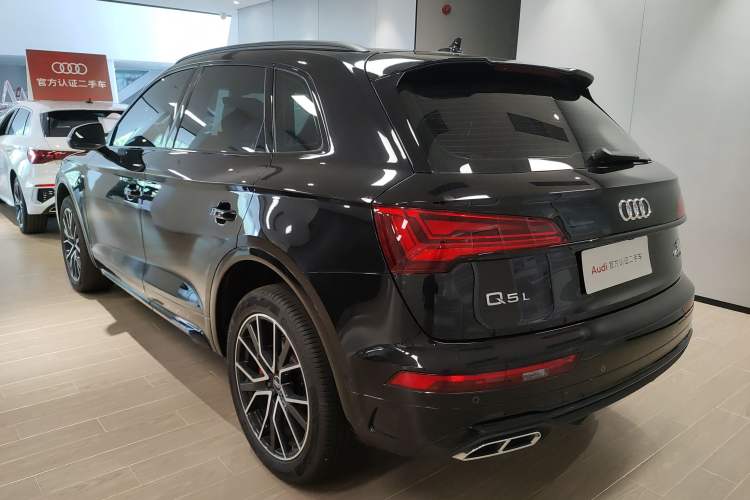Used Audi Q5L 2024 45 TFSI Luxury Dynamic Model Exterior 2