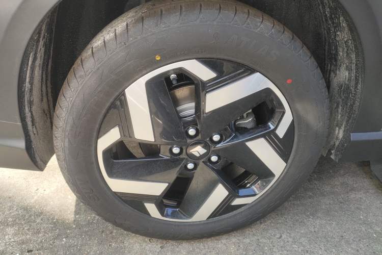 Used Baojun Yunhai 2026 Model 500km Pure Electric Standard Edition