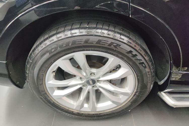 Used Audi Q7 2019 55 TFSI Technology Edition