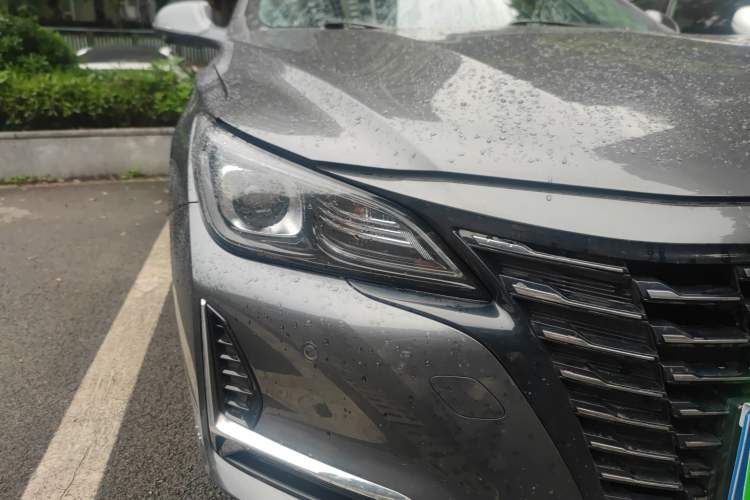 Used CHANGAN Ruicheng CC 2022 Blue Whale Edition 1.5T DCT Luxury Model Right Front Headlight