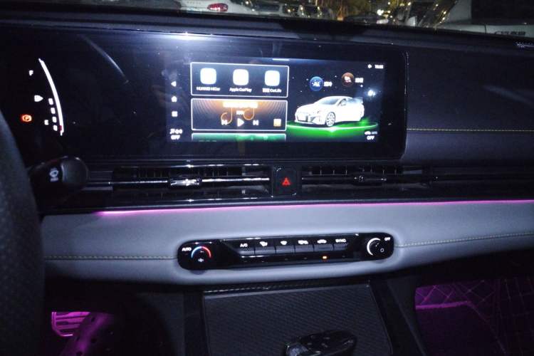 Used GAC Trumpchi EMPOW 2021 270T DCT J15 Version Audio And AC Panel