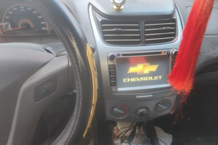 Used Chevrolet Sail 2013 Sedan 1.2L Manual Fashionable Happiness Edition
