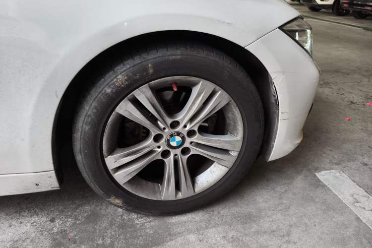 Used BMW 3 Series 2013 320i Sport Design Package
