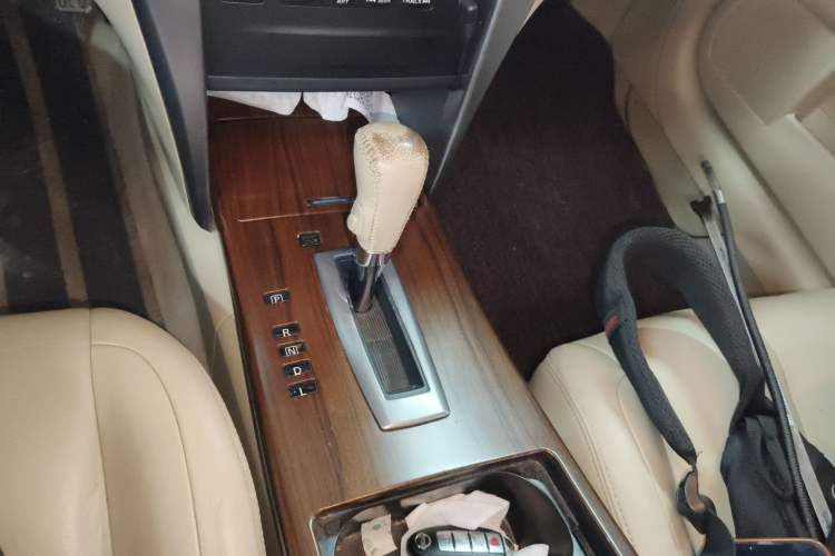 Used Nissan Teana 2008 2.0L XL Comfort Edition Gear Lever