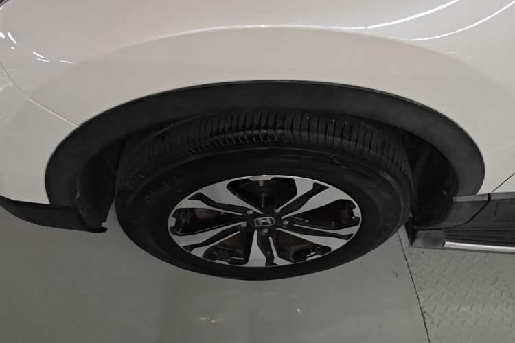 Used Honda CR-V 2021 240TURBO CVT 2WD Comfort Version Left Front Wheel Hub