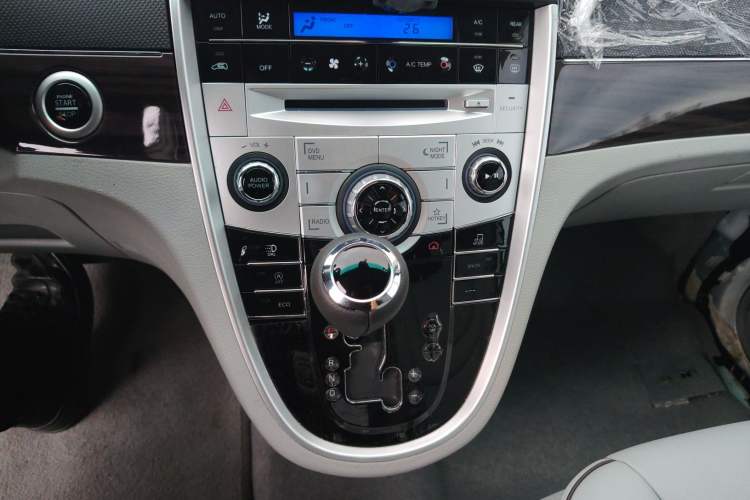 Used Luxgen Great 7 MPV 2016 2.0T Luxury Model
