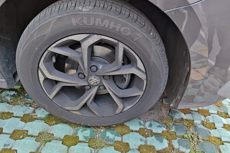 Used MG 5 2023 180 DVVT Manual Fashion Edition
