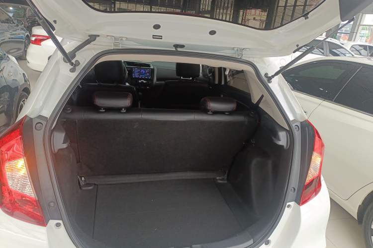 Used Honda Fit 2018 1.5L CVT Comfort Sunroof Version