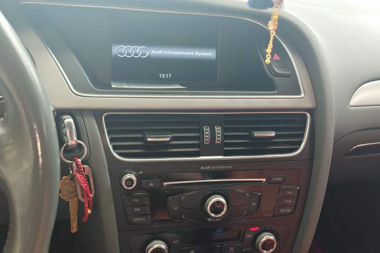 Used Audi A4L 2016 35 TFSI Automatic Standard Model
