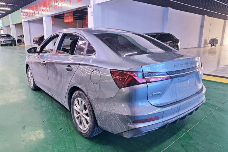 Used Roewe i5 2023 1.5L Manual Comfort Edition