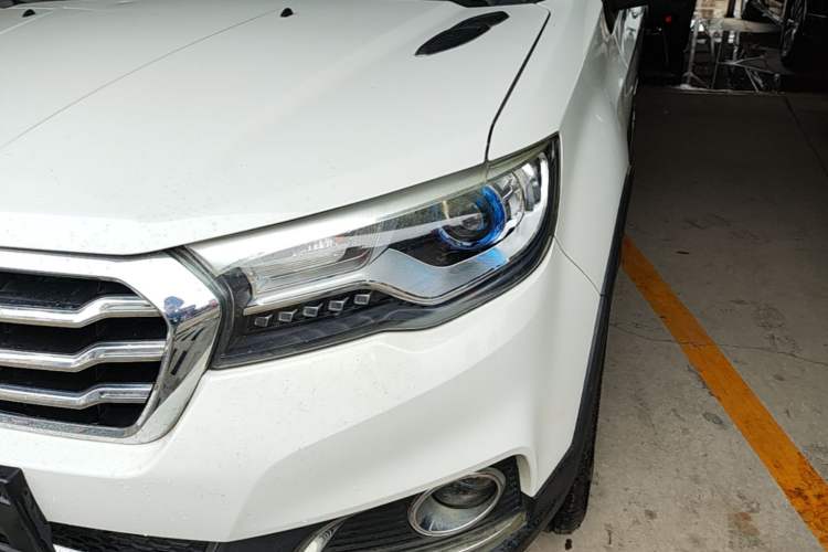 Used Haval H1 2016 Blue Label 1.5L Manual Luxury Model
