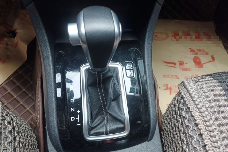 Used Isuzu D-MAX 2019 2.5T Four-Wheel Drive Automatic Luxury Version JE4D25Q5A
