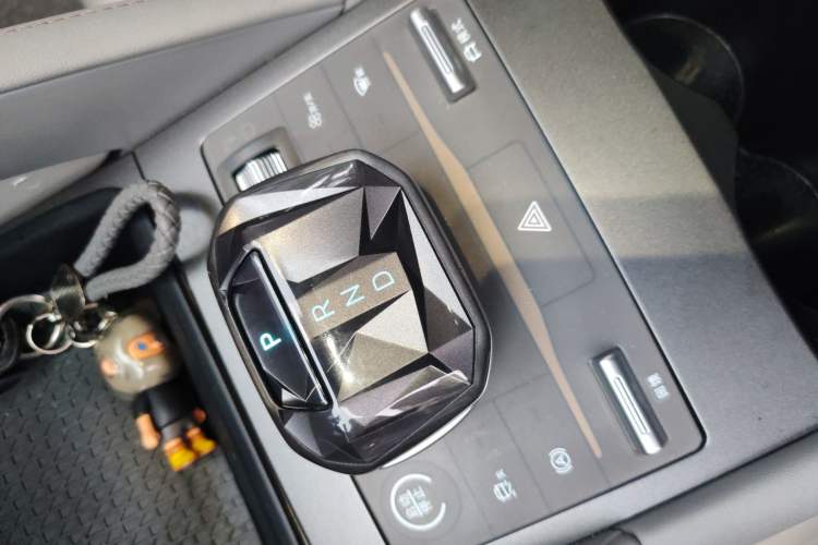 Used BYD Yuan UP 2024 401KM Leading Edition
