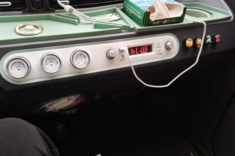 Used Wuling Hongguang MINIEV 2021 Macaron Premium Model – Lithium Iron Phosphate
