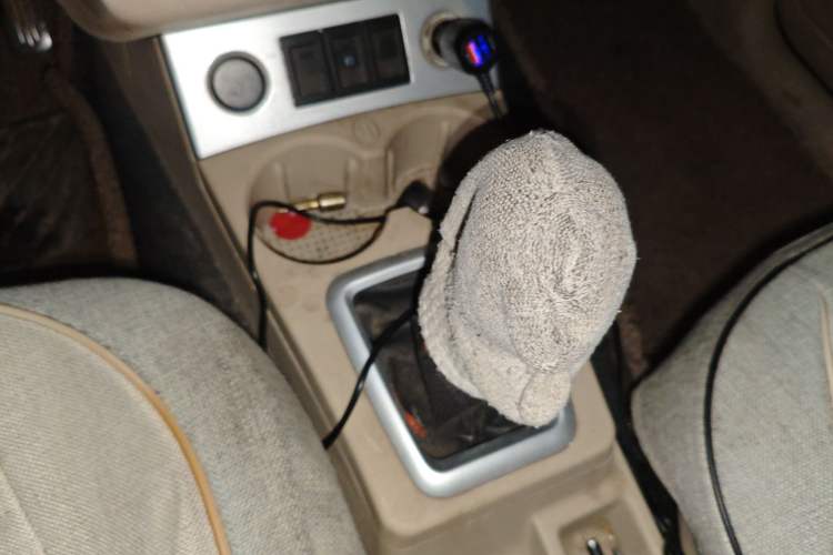 Used Dongfeng Fengon 330 2014 1.5L Manual Utility Version DK15
