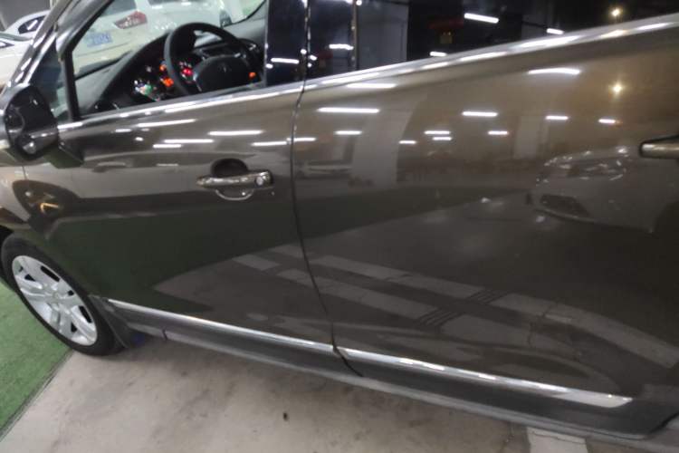 Used Peugeot 3008 2013 2.0L Manual Classic Edition
