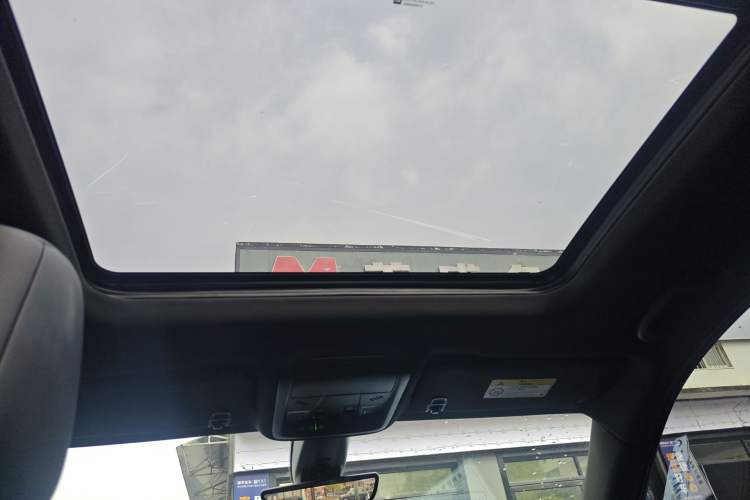 Used Cadillac XT6 2022 2.0T Six-Seater Four-Wheel Drive Luxury Version