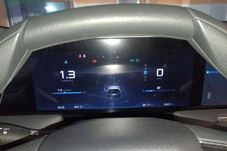 Used Venucia V 2021 260T Idol Edition