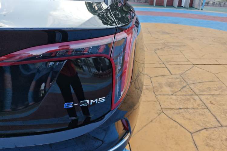 Used Hongqi E-QM5 2024 500km Range Edition
