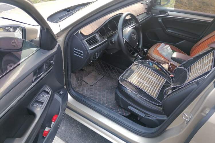 Used Volkswagen Bora 2016 1.6L Manual Comfort Model Driver Seat