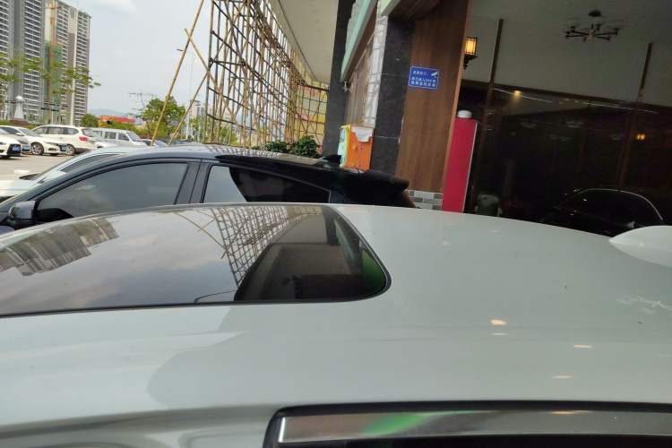 Used BMW 5 Series 2018 528Li Launch Special Edition Roof