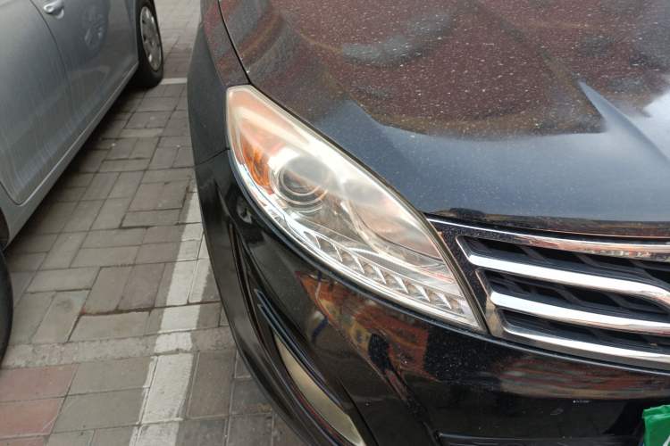 Used GAC Trumpchi GS5 2012 2.0L Manual Two-Wheel-Drive Anniversary Limited Edition Right Front Headlight