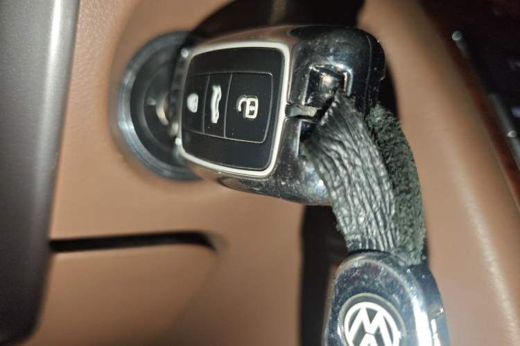 Used Volkswagen Phaeton 2014 3.0L Business Model
