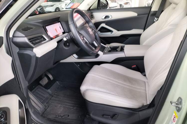 Used BYD Yuan UP 2025 Intelligent Driving Version 401 km Beyond-Range Edition
