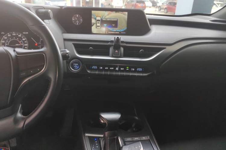 Used Lexus UX 2019 260h Explore-Cool Edition China VI Standard
