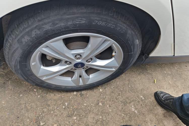 Used Ford Focus 2017 Hatchback 1.6L Automatic Comfort Plus SmartDrive Edition Right Rear Wheel Hub