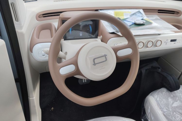 Used Bestune Pony 2026 222km Colorful Horse Steering Wheel